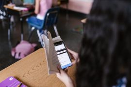 in classe senza smartphone